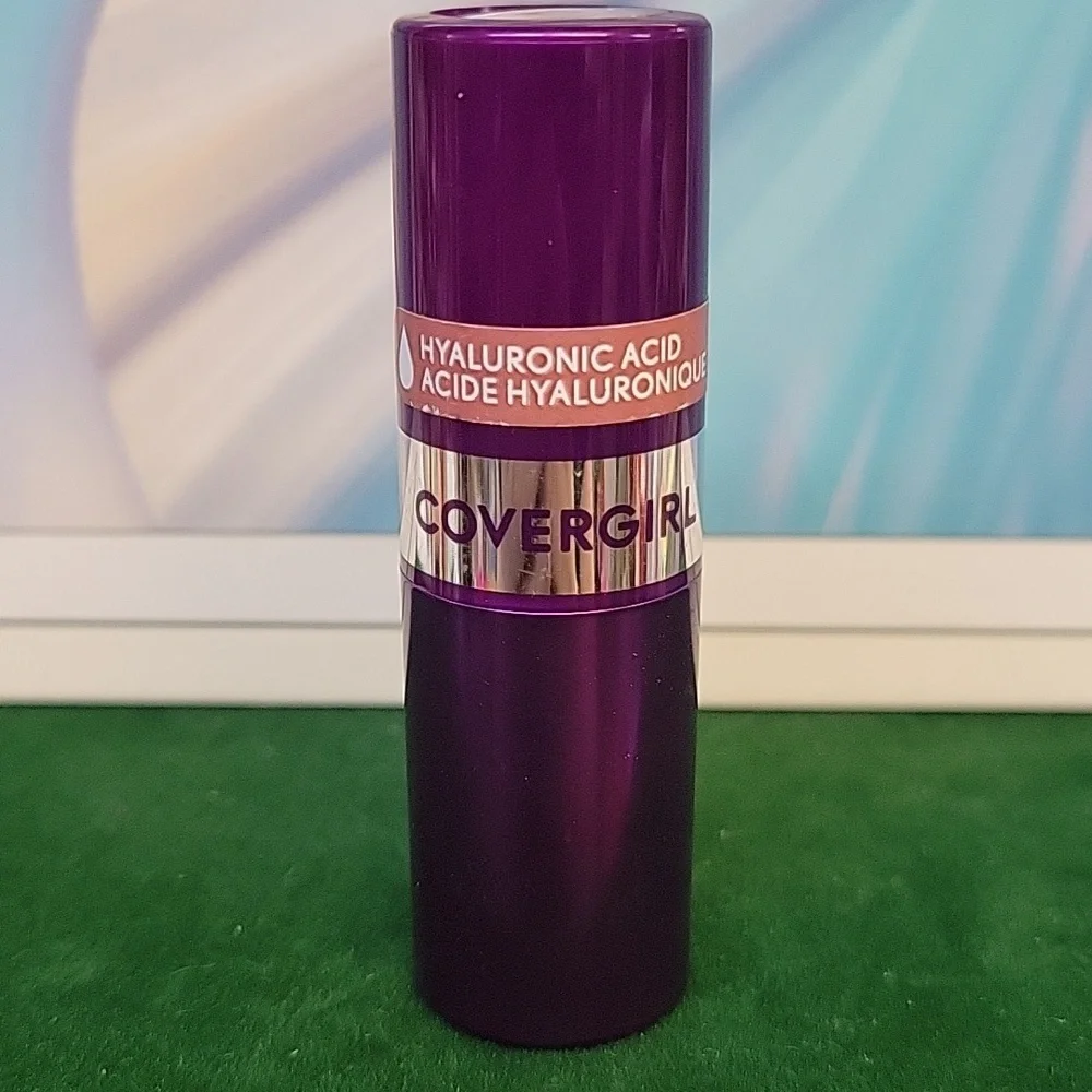 Covergirl 4.2g Lipstick New Sealed Tube - 150 Elegant Nude